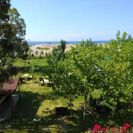 Deniz Kizi Garden * Gumuldur