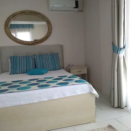 Deniz Kizi Garden Bed & Breakfast Gumuldur