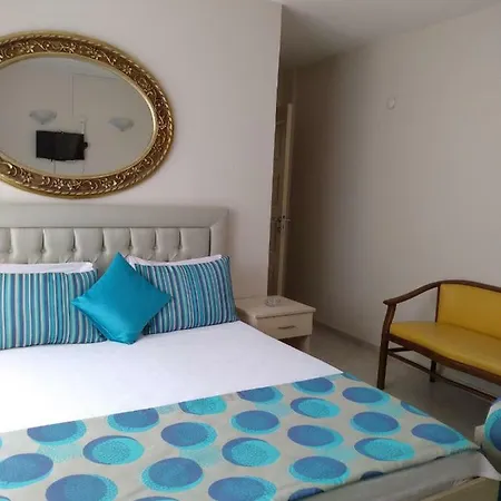Deniz Kizi Garden Bed & Breakfast Gumuldur